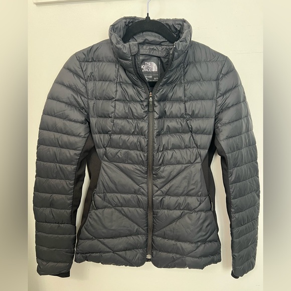 The North Face Jackets & Blazers - The North Face Women's Black Puffer Jacket